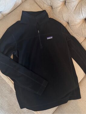 Patagonia Black Men’s Quarter-Zip Fleece Pullover